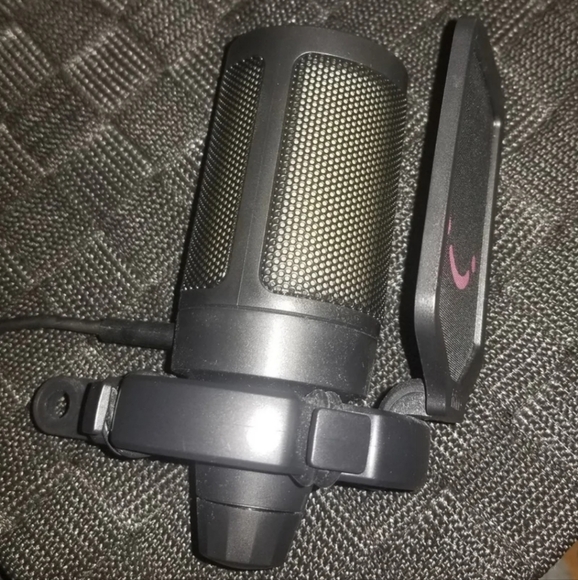 Fifine Microphone without Stand - Picture 3 of 6